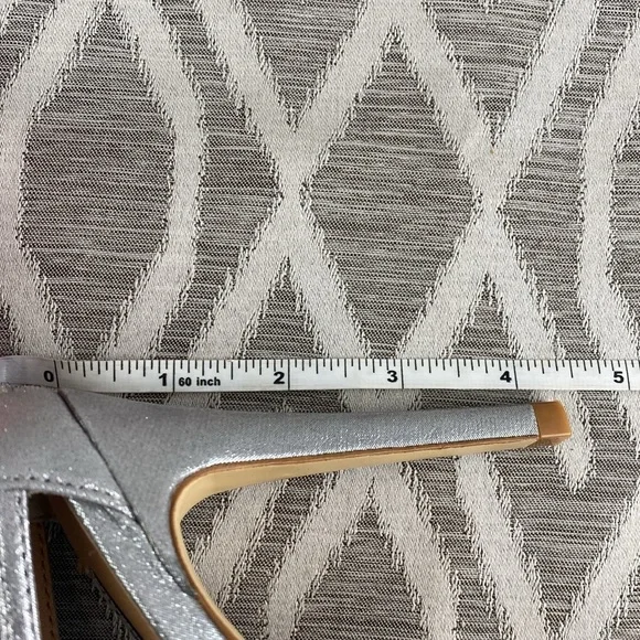 Steve Madden Sparkling Silver High Heels Immence Size: 7 - Picture 8 of 8